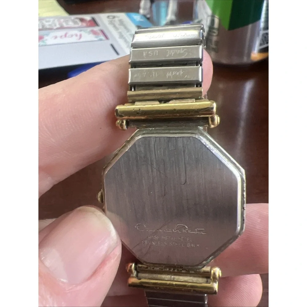 Vintage Oscar De La Renta Octagonal Watch Gold Tone-‎ Untested